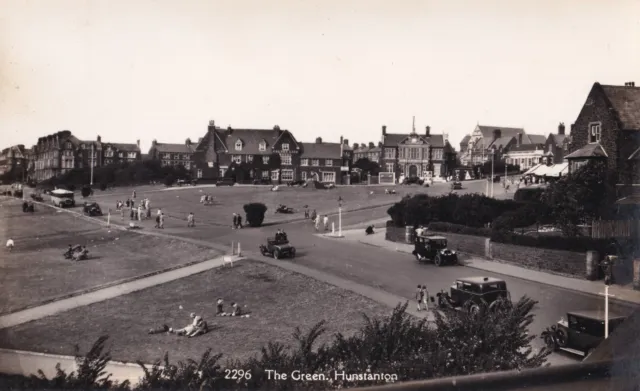 Vintage H Coates Postcard - Golden Lion Hotel -The Green Hunstanton Norfolk - RP