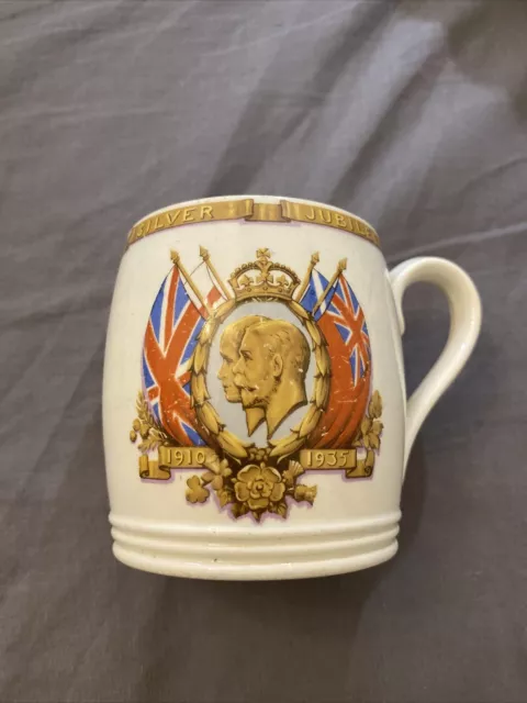 King George V and Queen Mary Commemorative Silver Jubilee Mug 1935, Royal