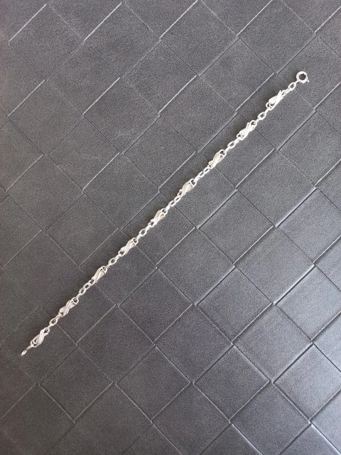 Bracelet Manchette élastique Plaqué Or Avec Cristaux - Texture Incurvée, Marque Debenhams
