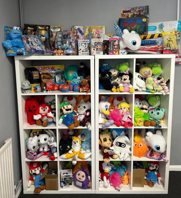 Wholesale sale licensed toys