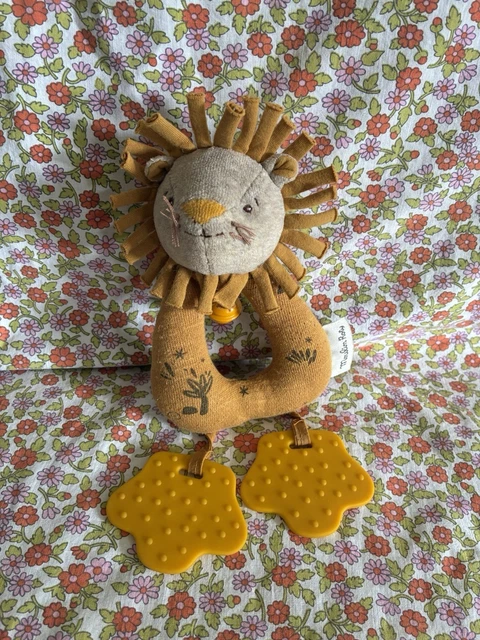MOULIN ROTY SOUS Mon Baobab Paprika Lion Baby Ring Rattle Teether Soft ...