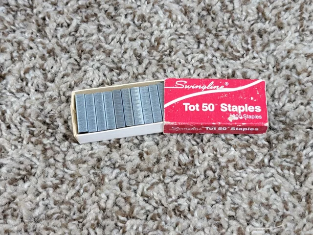 Vintage Box Swingline Tot Chisel Pointed 50 Mini Staples Office Made in USA