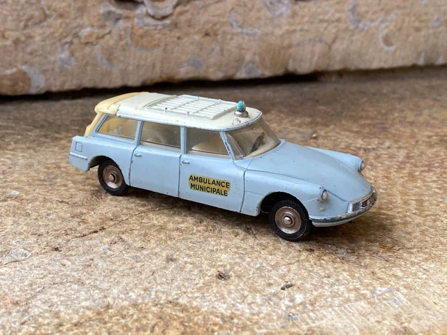 Dinky Toys 556 - Citroën ID 19 Ambulance Municipale – Miniature De Collection, Boîte D'origine (sans Socle)