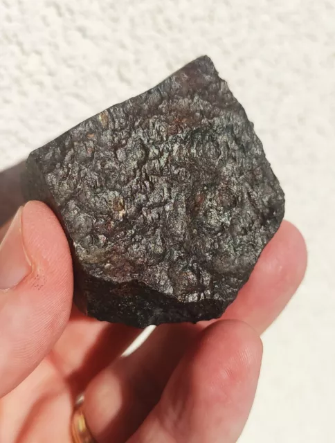 - Meteorite - Superbe Chondrite Ordinaire - Poids 132 - Croute De Fusion 100%