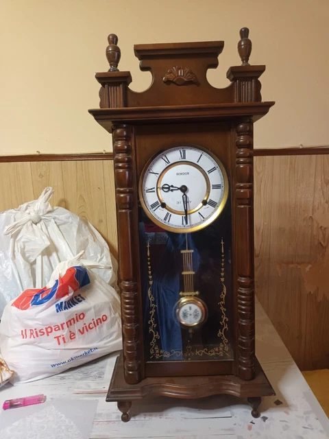 orologio a pendolo dell'800 leggeredescrizione