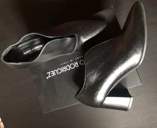Alviero rodriguez deals scarpe