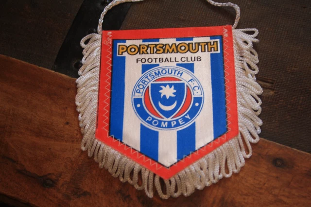 ancien petit FANION pennant wimpel *** FC CROTONE CALCIO