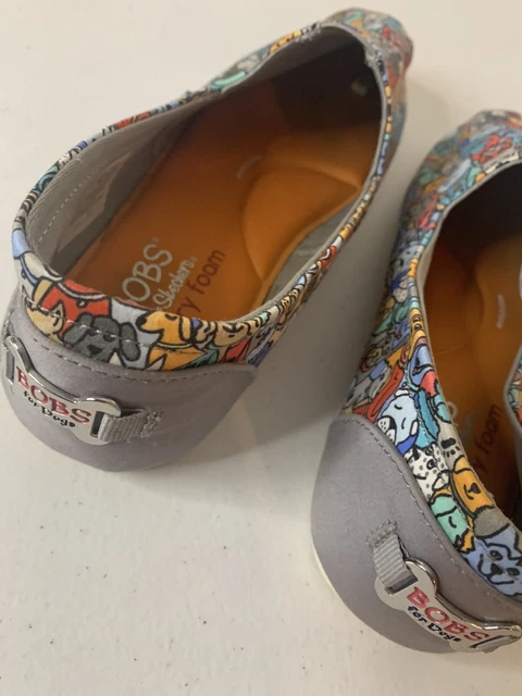 Skechers Bobs For Dog Shoes Womens 9 Memory foam Canvas Dogs Bone Charm