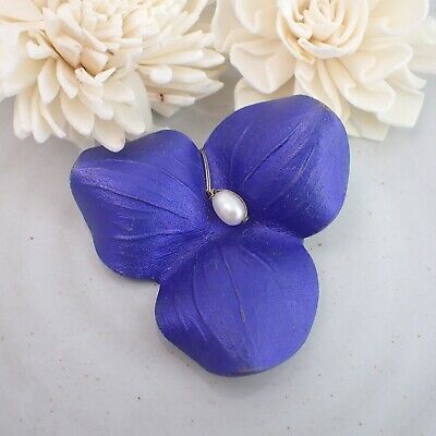 Vintage Artisan Molded Mache Purple Genuine Pearl Trillium Flower Pin Brooch
