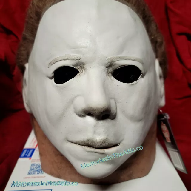 Trick or Treat Studios Halloween 2 Michael Myers Halloween Costume Deluxe Mask