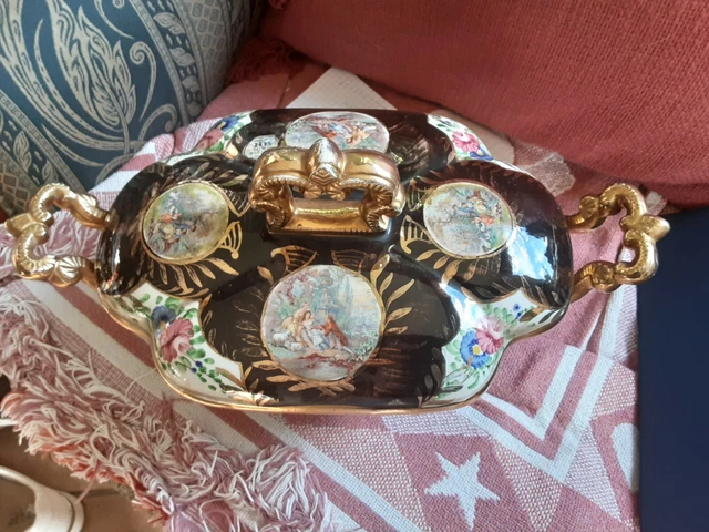 Ravissante Grande Bonbonniere BECQUET ( BE )