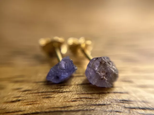 Tanzanite 18ct Gold Rough/Raw Crystal Ear Studs, Un-treated