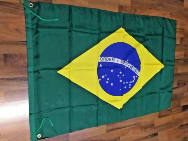 Flagge Brasilien Fahne Hißflagge m. Ösen 80x120 cm Hissflagge Fahnen Brasil WM