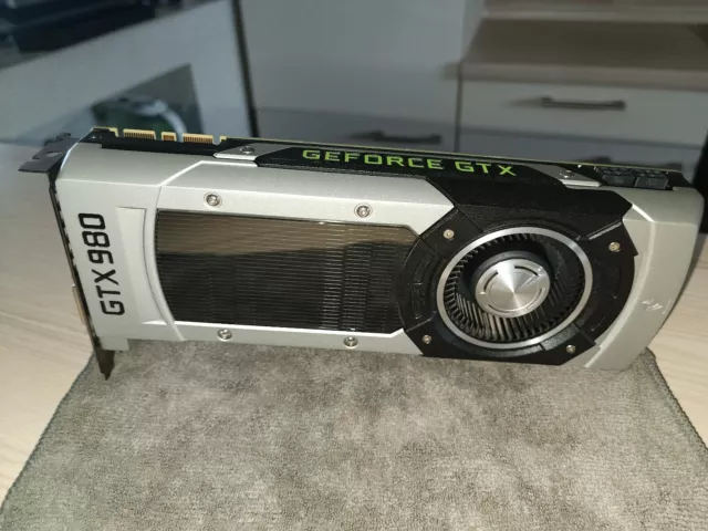 Nvidia Geforce GTX 980 Founders Edition 4GB Grafikkarte