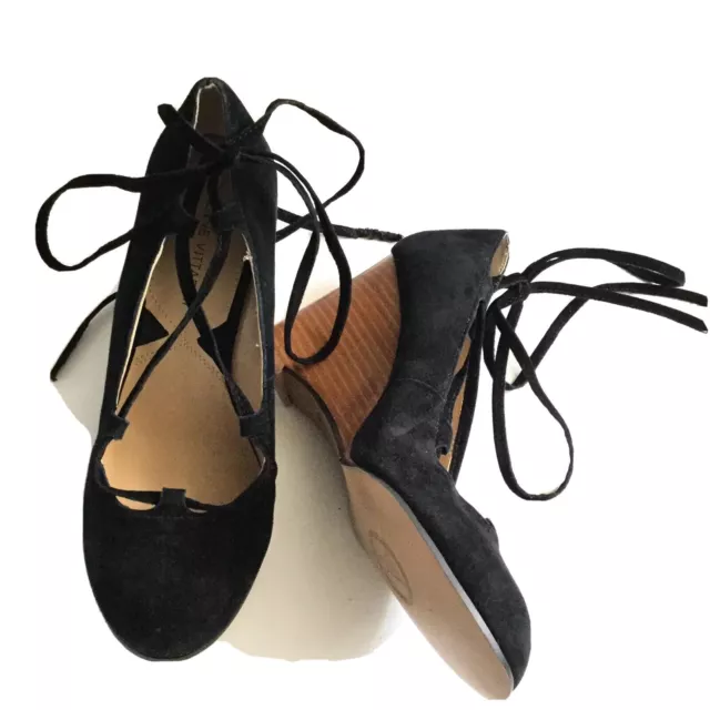 Adrienne Vittadini 'Smily' Women’s Size 6M Black Suede Wedge Pump Heels Lace Up