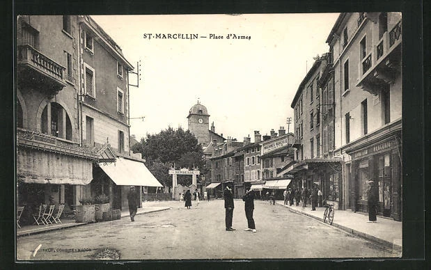 CPA Saint-Marcellin, Place d´Armes avec Kirmes im Hintergrund 1931