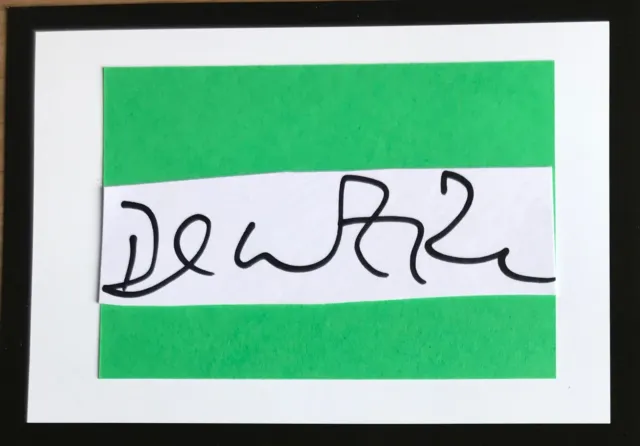 Dermot Reeve  English Cricketer   , Original Autograph on 6 x 4 Card