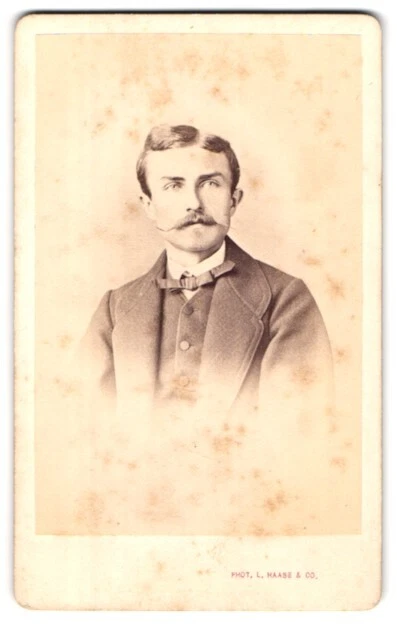 Fotografie L. Haase & Comp., Berlin, Friedrichsstrasse 178, Portrait modisch ge