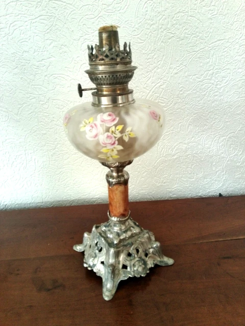 Grande lampe a pétrole ancienne | Marne Antic