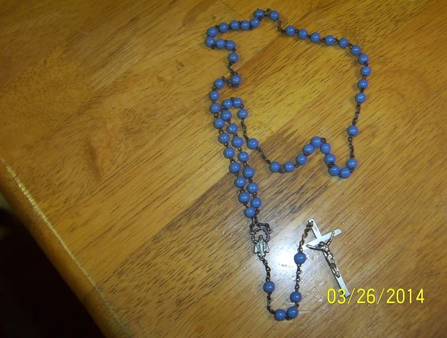 Rosario de Plástico con Cuentas/Cadena AZUL SOBRE METAL//19"" CON 5"" CAÍDA/ CON 2"" CRUZ DE METAL