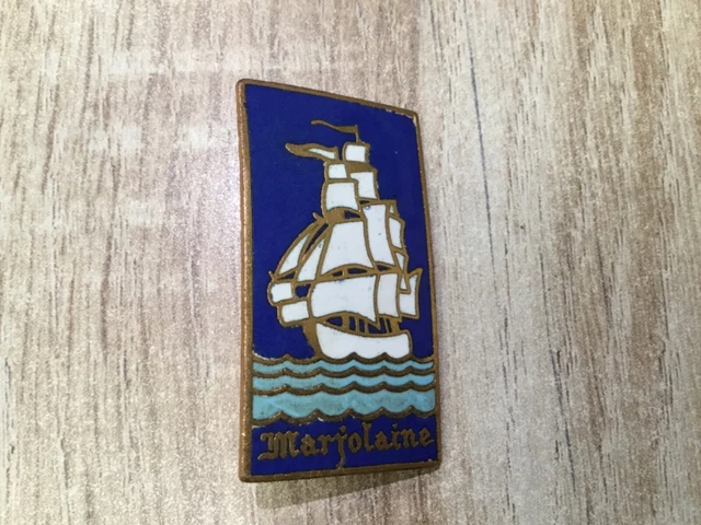 INSIGNE MARINE NATIONALE sous marin CENTAURE. Augis Lyon . Éclat email