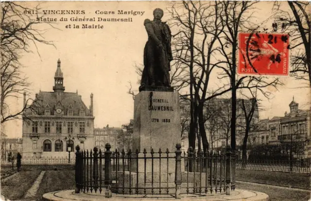 CPA AK VINCENNES Cours Marigny Statue of General Daumesnil la Mairie (672328)