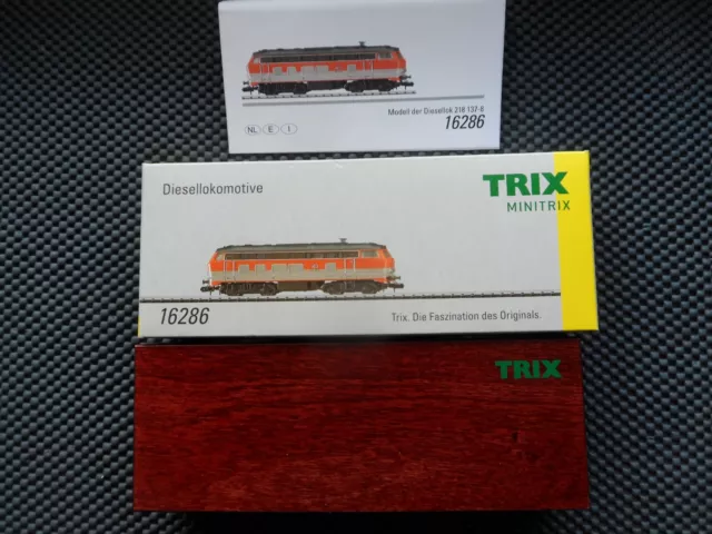 Minitrix 16286 Spur N Diesellok BR 218 137-8 Deutschen Bahn AG mit Holzbox TRIX