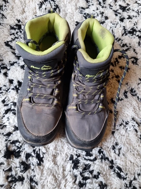 Boys walking boots size 4 online