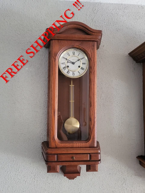 HERMLE ALEMÁN BIM-BAM Reloj de Pared Con Fecha (0546) EUR 554,82 - Main Image