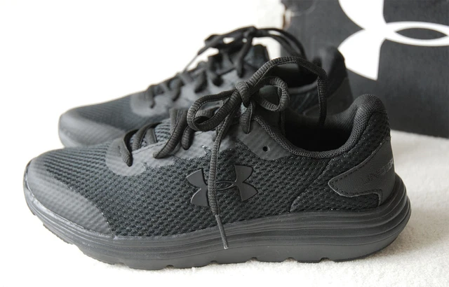 Under Armour Surge 2 GS Trainers 3022870-002 Older Kids Sports Trainers School W