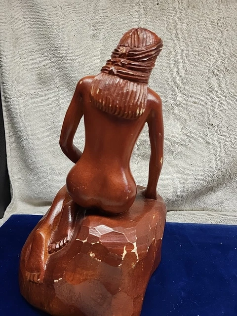 Beautiful Hand Carved Exquisite beauty Statues Female Form Seated Shells 3