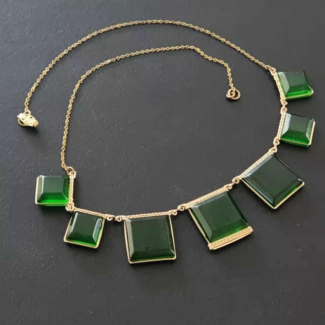 Vintage Art Deco Style Necklace Bib Emerald Green Acrylic Rhinestones 199