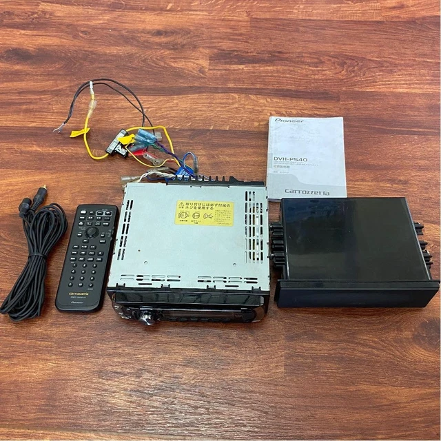 PIONEER CARROZZERIA DVH-570 DVD/CD/USB/MP3/DivX Car Audio Player
