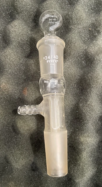 Pyrex 9420 Distillation Suction Tube Adapter 24/40 with Stopper