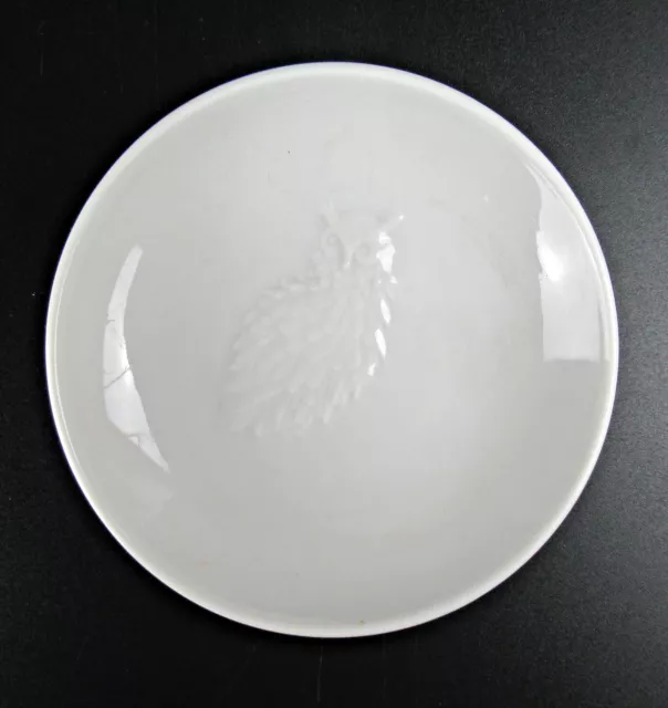 KPM Berlin Porzellan Wandteller Relief UHU / EULE weiss Porcelain Wall Plate