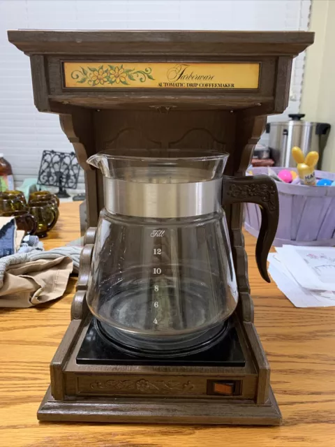 https://www.picclickimg.com/fQQAAOSwMF9iQm4Z/1970s-Farberware-265-Automatic-Drip-Coffee-Maker-Rustic.webp
