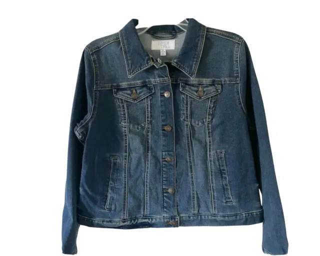 Time and Tru Women’s Denim Jacket Stretch Size XL Stonewash Blue NWT