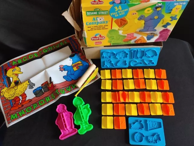 Collectors Item Play-Doh Lunch Box Fun Diversion Almuerzo Sesame