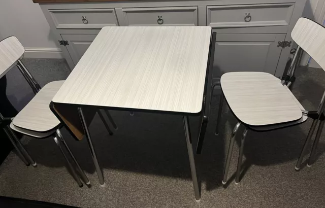 Formica Tavo Drop Leaf 1950’s/1960’s Retro Table And 4 Chairs