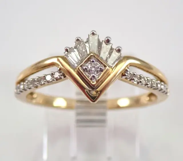 1.50Ct Rund Schliff Echter Moissanit V Winkel Cocktail Ring 14K Gelb Vergoldet