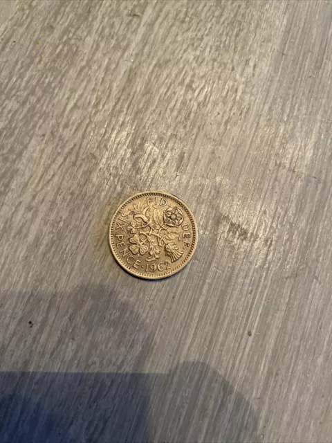 United Kingdom 🇬🇧 Six (6) Pence Coin 1962 (Queen Elizabeth Ii)