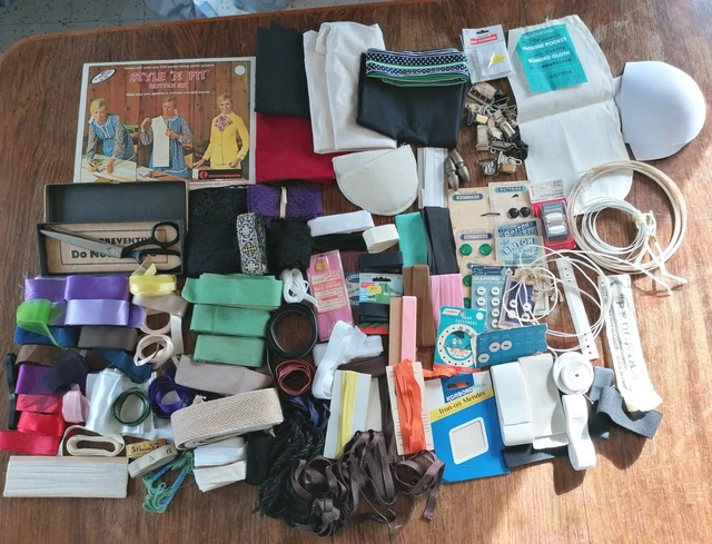 Gran Lote de Trabajo Vintage Costura Haberdashery Recortes Estilo Elástico y Tijeras de Ajuste