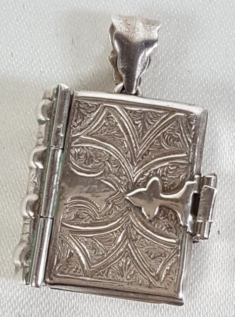 925 Sterling Silver Book Locket Charm 10.84g 925 Sterling Silver Book Locket Charm 10.84g