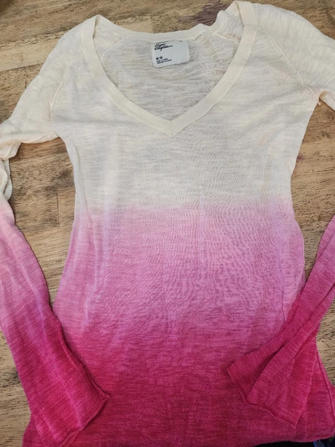 American Eagle Pink White Ombre V Neck Sweater Women's Size Medium Stretchy