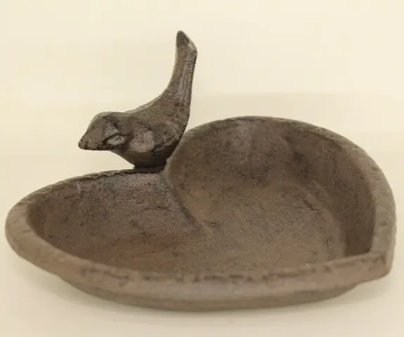 Vogeltränke/Futterschale - Herzförmig - Gusseisen - 16x14x8 cm
