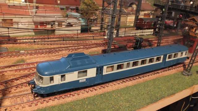 A.S. Remorque d'autorail SNCF XRBD 8100 , 2ème classe , R010, petit fourgon , toit rouge - Modélisme