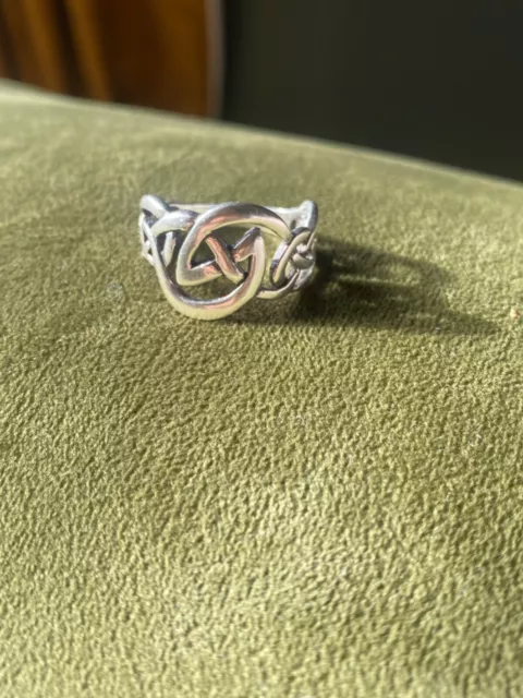 Solid silver Celtic knot work ring. Excellent Condition.