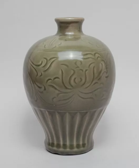 Antique Chinese Shipwreck Longquan Porcelain Vase