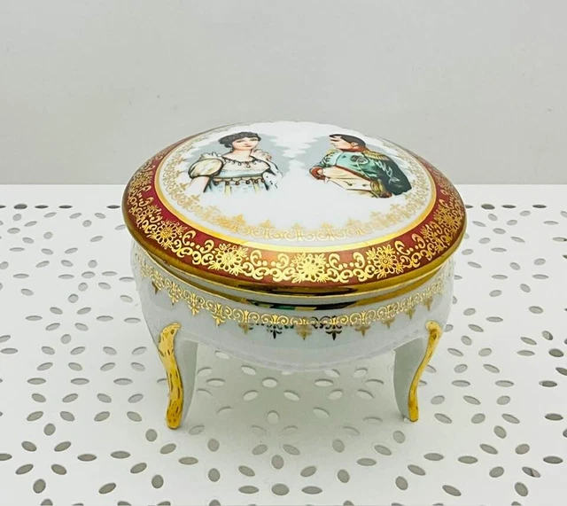 Boîte à Bijoux Ancienne En Porcelaine Cœur Avec Dorure - Occasion Bon état