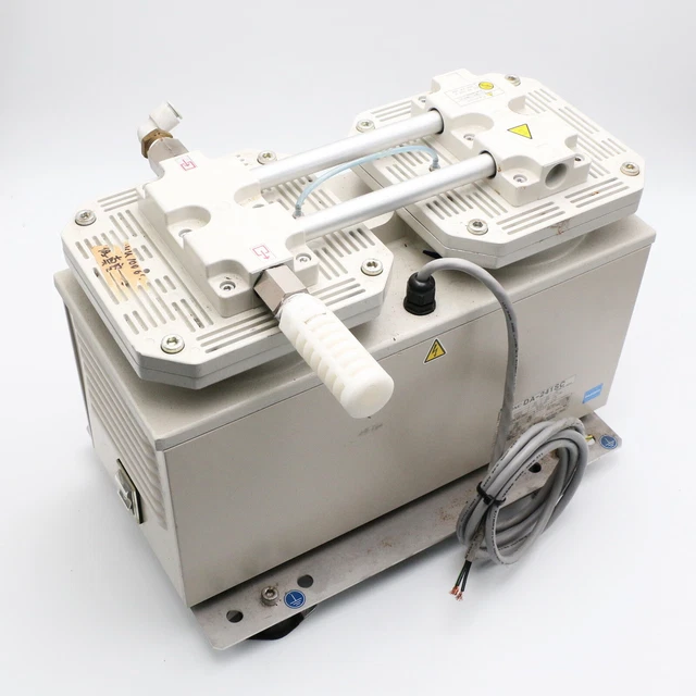 Ulvac DA-241SC pompa per vuoto a secco